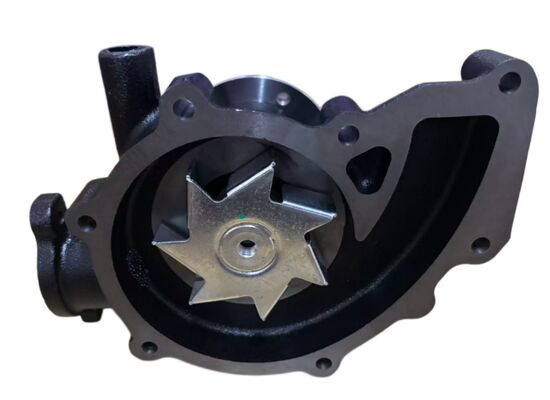 日本のトラック部品 UD コンドルトラック FE6 FE6T 21010-Z5429用のエンジン水ポンプ