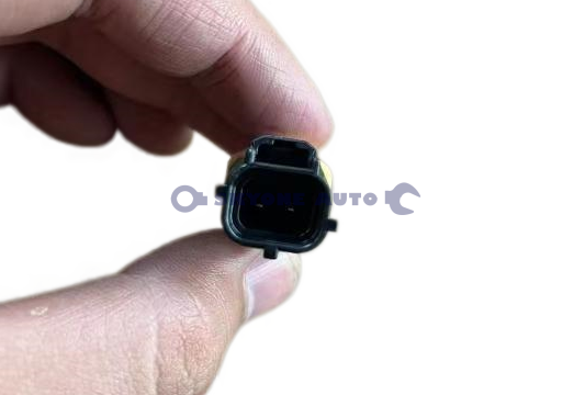 いすゞ 700P 4HK1 用 日本製トラック部品 センサー レボリューション 8-98073883-0 980738830 いすゞ トラック部品