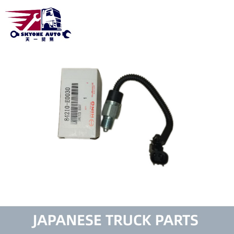 日本製トラック部品 後ろランプ リバーススイッチ 84210-E0030 84210-E0170 HINO 700 PROFIA E13C トラック Hino エンジン部品