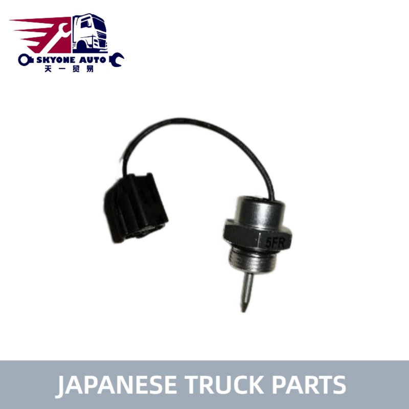 日本製 トラック部品 HINO 700 E13C トラック Hino エンジン 部品 油圧センサー 15662-E0010